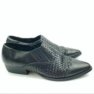 Vintage shooties size 5.5 black leather woven